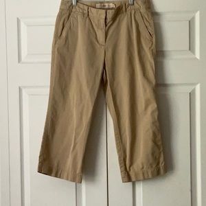 Chino capris